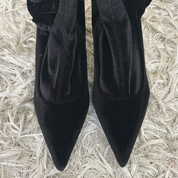 NWOB Jeffrey Campbell Florette Velvet Pointed Toe Sock Ankle Boots Black Sz 8.5 - Picture 10 of 15